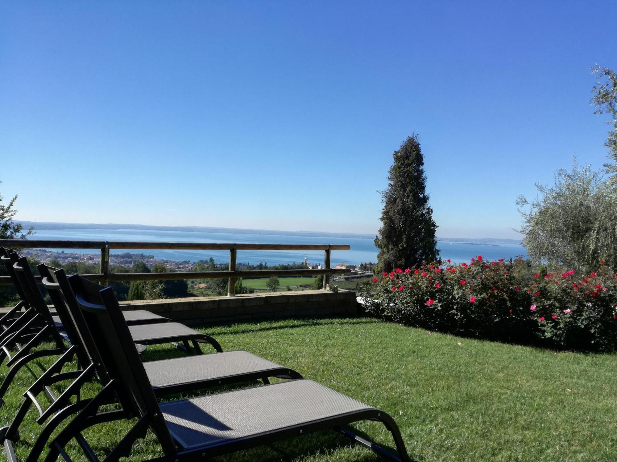 مبيت وإفطار باردولينو Relais Colle San Giorgio المظهر الخارجي الصورة